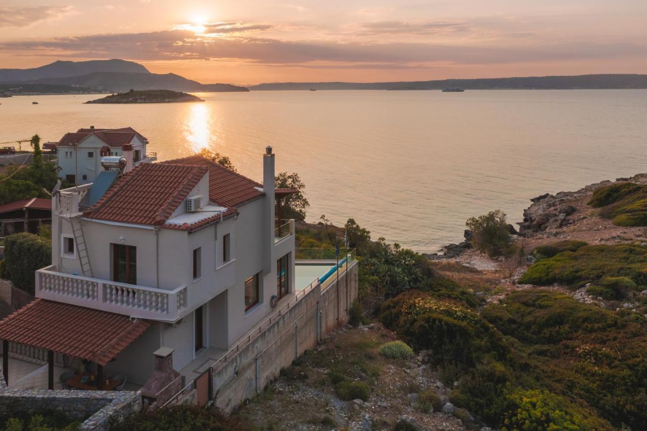 Villa Almy Плака Екстериор снимка