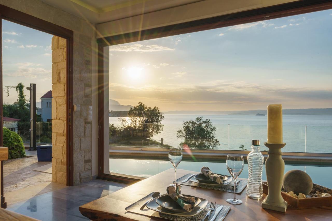 Villa Almy Плака Екстериор снимка