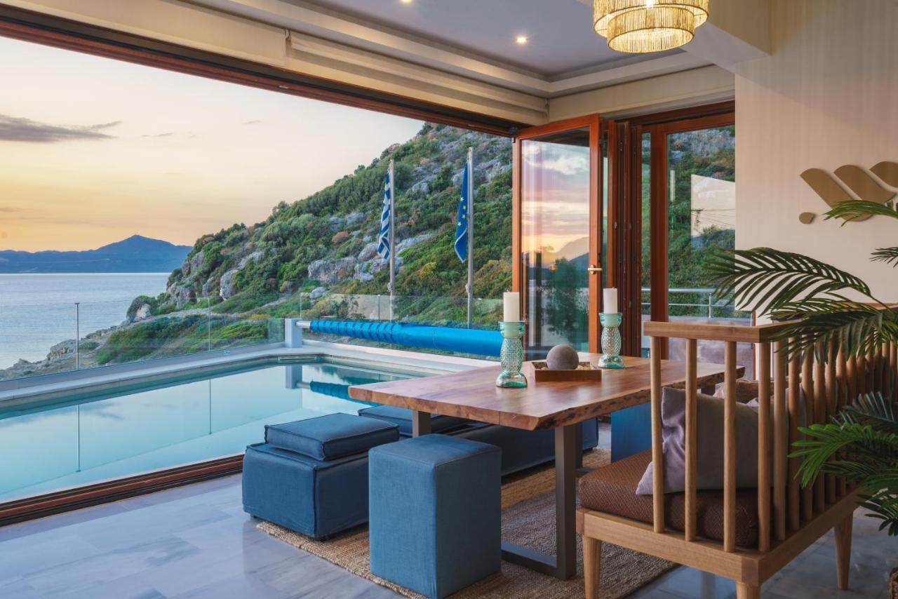 Villa Almy Плака Екстериор снимка