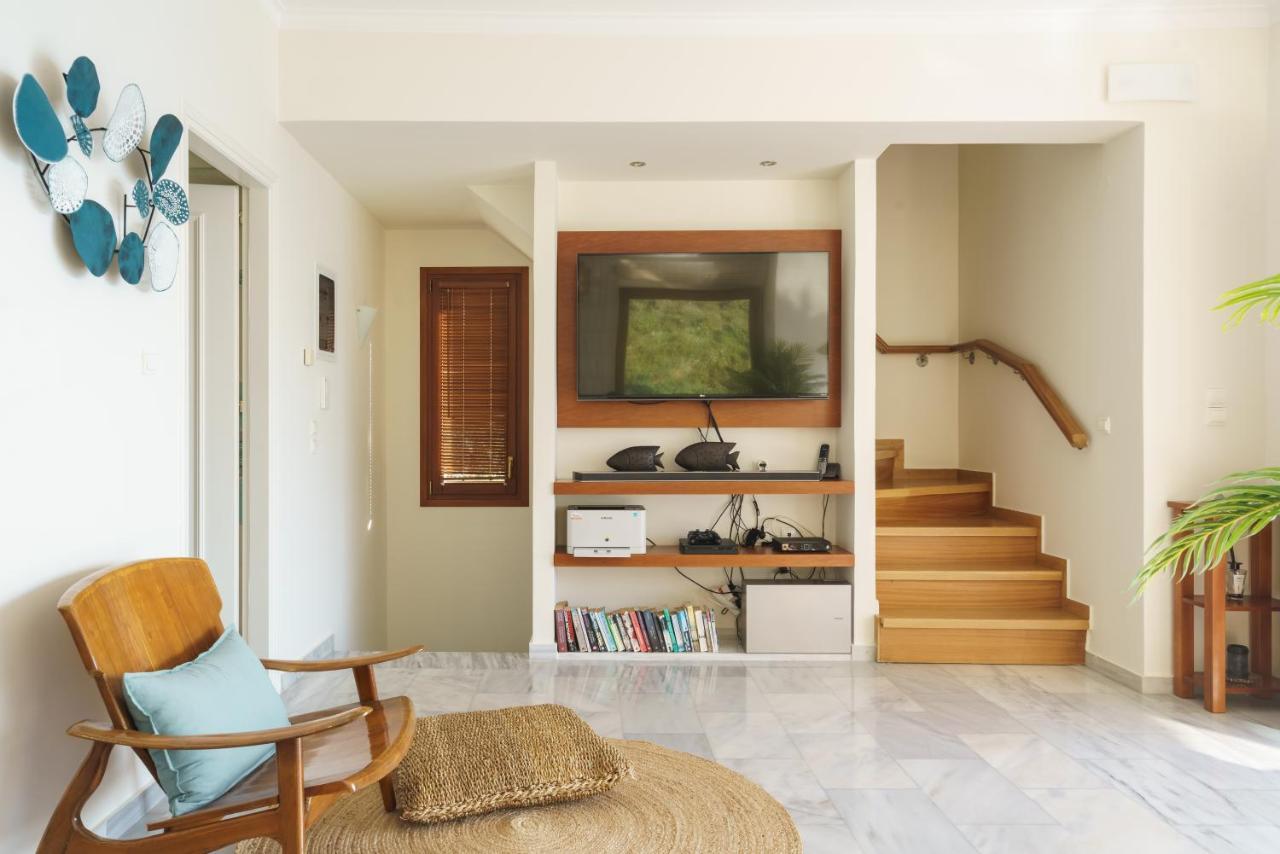 Villa Almy Плака Екстериор снимка